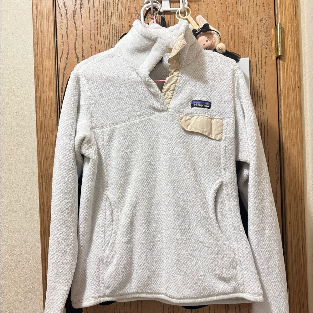 Patagonia White Cowl Neck Sweater Soft Fleece